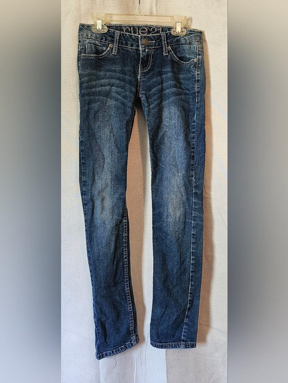 Rue21 Women's Skinny Jeans in Dark Blue Wash